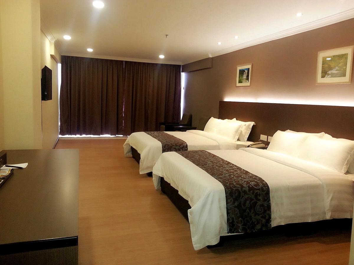 Hotel Anika Клуанг Экстерьер фото